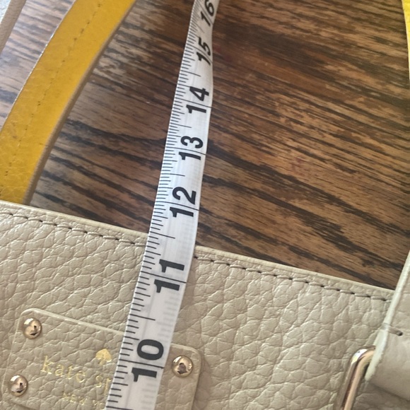 Kate Spade Grove Court Michelle pebbled leather tan yellow expanding tote bag - Picture 15 of 16